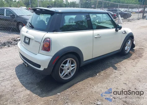 2008 Mini Cooper S из США, поврежденный, VIN WMWMF73548TV37106